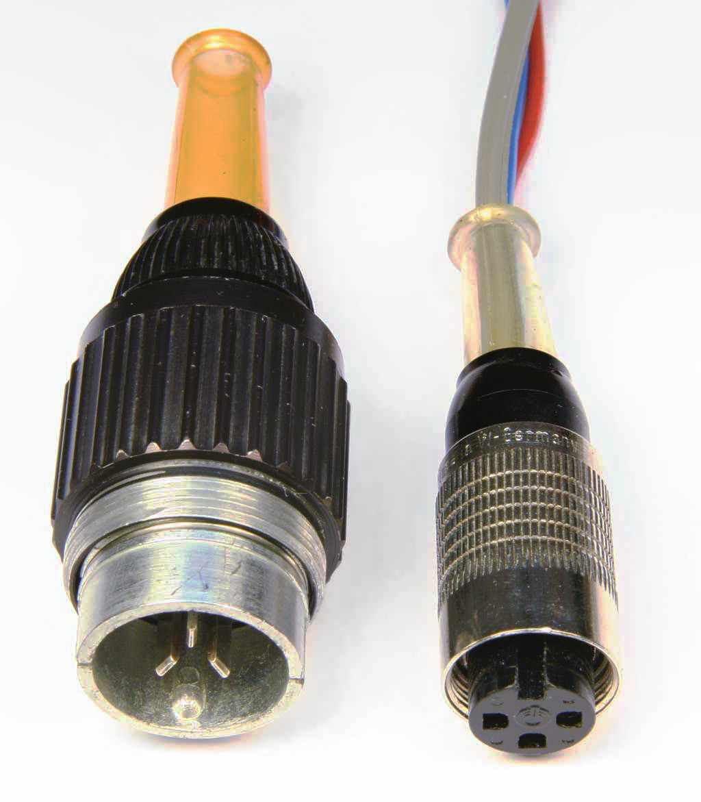 Tuchel_connectors